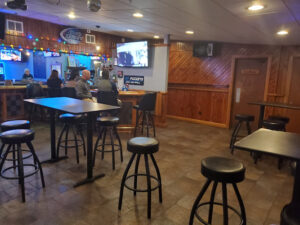 M T Pockets Bar and Grill - Appleton