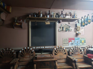 MEME’S SALOON - Alamo