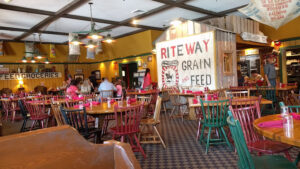 Machine Shed Restaurant Davenport - Davenport