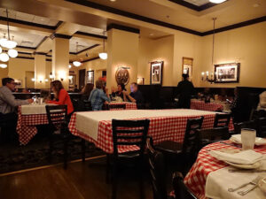 Maggiano's Little Italy - Bridgewater Township
