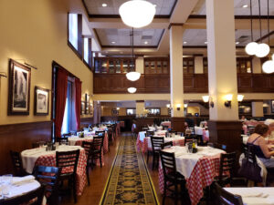 Maggiano's Little Italy - Boca Raton