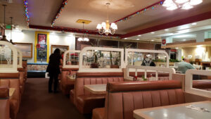 Magnolia Café - Fountain Valley