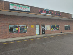 Mannie & Bo's Pizzeria - Golden
