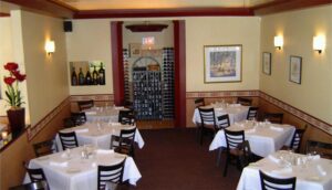 Mannino's Italian Kitchen and Lounge - Commack