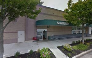 Market Plate - Commack