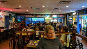 Mattingly's Sports Bar & Grill - Florissant