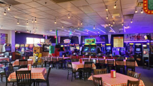 Maude's Pizza & Ice Cream Parlor - Sioux City