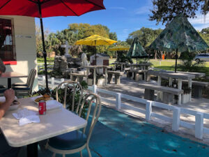 Max & Me Jamaican Restaurant & Bakery - Apopka