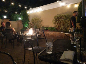 Maxwell's - Islip