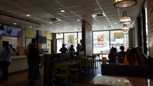 McDonald's - Apple Valley