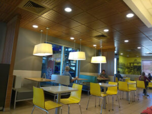 McDonald's - Apple Valley