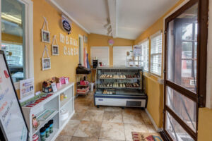 Merri Cakes LLC - Merritt Island