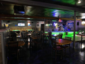 Meteor Bar & Grille - Auburn