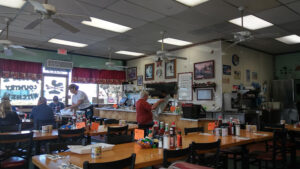 Mia's Country Kitchen - Hemet