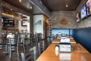 Mike's Pizza and Pub - Largo
