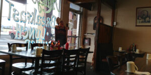 Mikey's Family Restaurant - Mesa