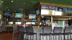 Miller's Ale House - Lombard