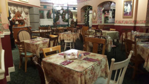 Miss Molly's Tea Room and Gift Shop - Medina
