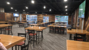 Mister's Bar and Lanes - East Aurora
