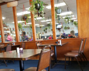 Moe's Place - Warr Acres