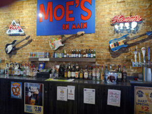 Moe's on Main - McHenry