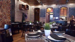 Mompou Tapas Bar & Restaurant - Newark