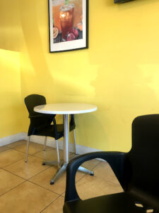 Mom's Bakery & Cafe - El Monte