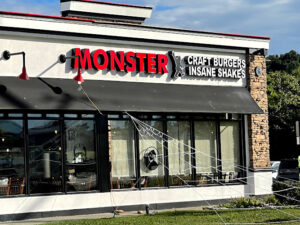 Monster Burger & Shakes - Morristown