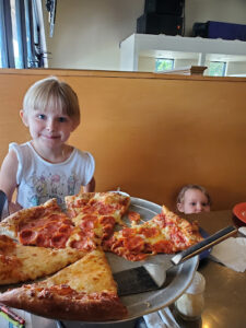 Motza's Pizza Pub - Baton Rouge