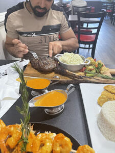 Mr. Exquisito Restaurant - Bloomfield
