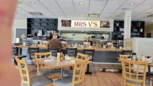 Mrs V's Restaurant - Des Plaines