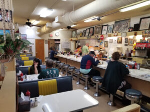 Munch's Restaurant & Sundries - St. Petersburg
