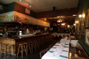 Murphy's Grand Irish Pub - Alexandria