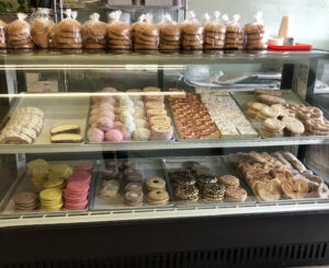 NaVis Bakery - Rosemead