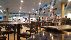No Worries Sports Bar & Grill - Farmington