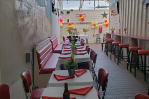 Nostalgia Gastro Bar - Longwood