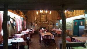 Oakridge Smokehouse Restaurant - Schulenburg