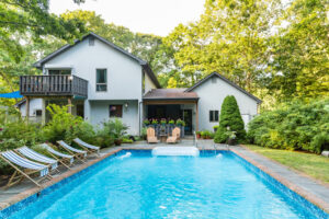 Ober Oaks - East Hampton