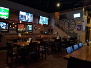On The Rocks Bar & Grill - Long Beach