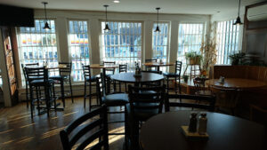 Onions Pub and Restaurant - Tilton