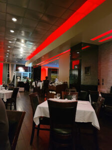 Oudom Thai & Sushi Orlando - Orlando