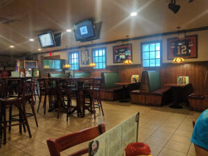 Packy's Sports Pub - Lighthouse Point