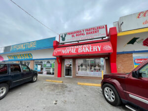 Panaderia Y Pasteleria El Nopal Bakery - Pasadena