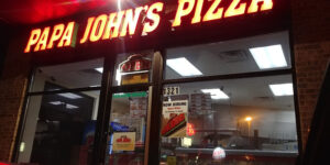 Papa Johns Pizza - Waukegan