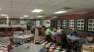Pat's Kountry Diner - Lebanon