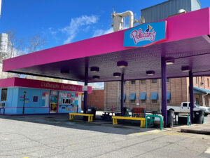 Pelican's SnoBalls - Mooresville