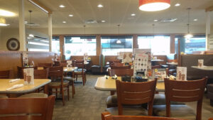 Perkins Restaurant & Bakery - Cedar Rapids