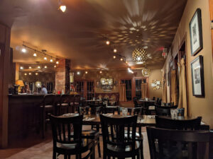 Petit Bistro - Bentonville