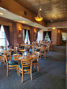 Piggy's Restaurant and Lounge - La Crosse