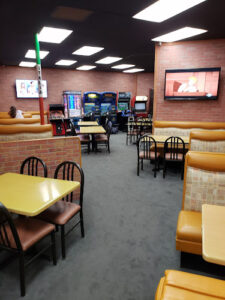 Pizza Fanzz Home of the Flying Saucer - Riverside
